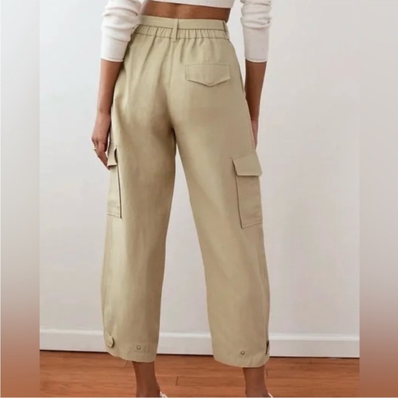 WILFRED, Aritzia Linen Pleated Cargo Pants, Cropped w/ Tie Belt - size 10 - Picture 8 of 8
